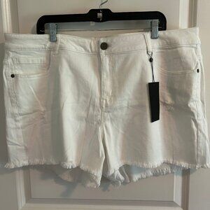 6th and Lane Distressed Raw Hem White Stretch Denim Shorts Women's Size 22 - NEW